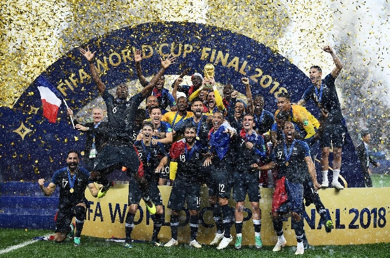 france 2018 world cup trophy celebration